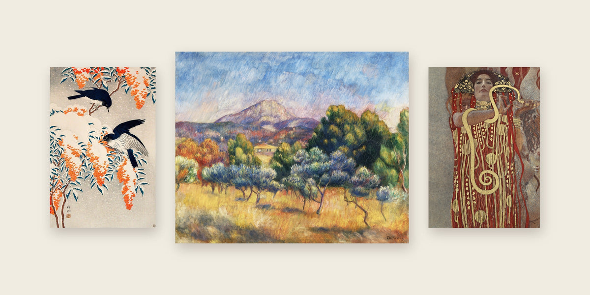 Trois œuvres sur fond crème : des baies de nandina sous la neige d’Ohara Koson, la Montagne Sainte-Victoire de Renoir et l’Hygie de Gustav Klimt.